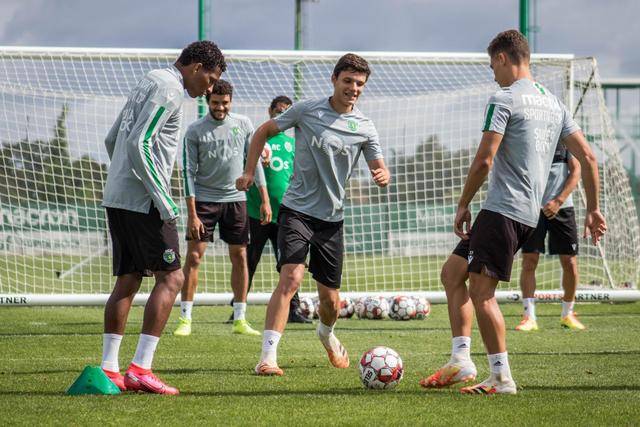 阿伦32分太阳力克76人 快船送开拓者4连败